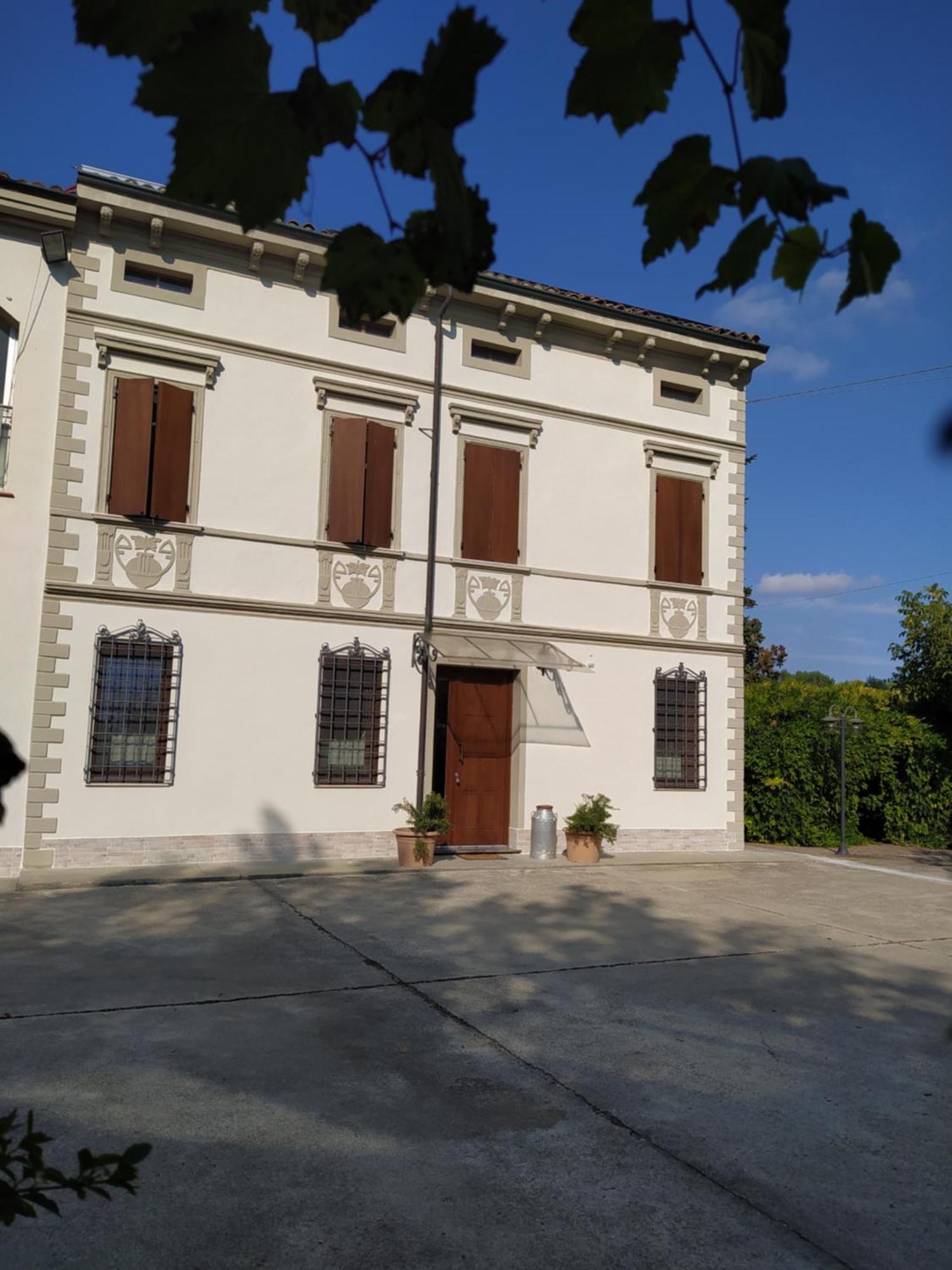 B&B Il Ponticello Gualtieri Bagian luar foto